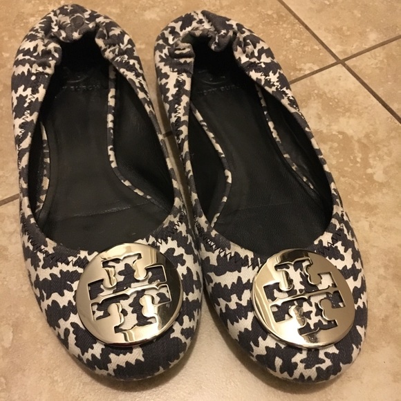 Tory Burch Shoes - Picture 1 of 4